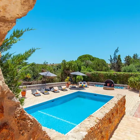 Villa In Lagoa Near Praia Da Marinha